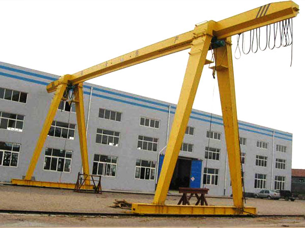 行吊和龍門吊是同一種設備嗎？