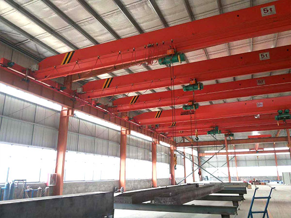 單梁起重機改造廠教你做好保養工作