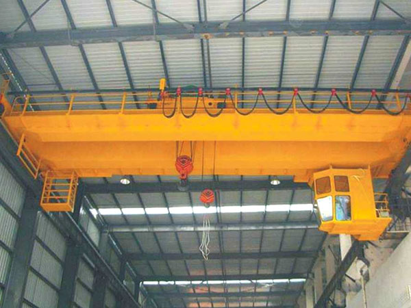 QD雙梁起重機使用期間這幾點要重視